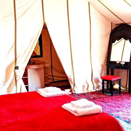 Sand Rose Luxury Camp เมอร์ซูกา ภายนอก รูปภาพ