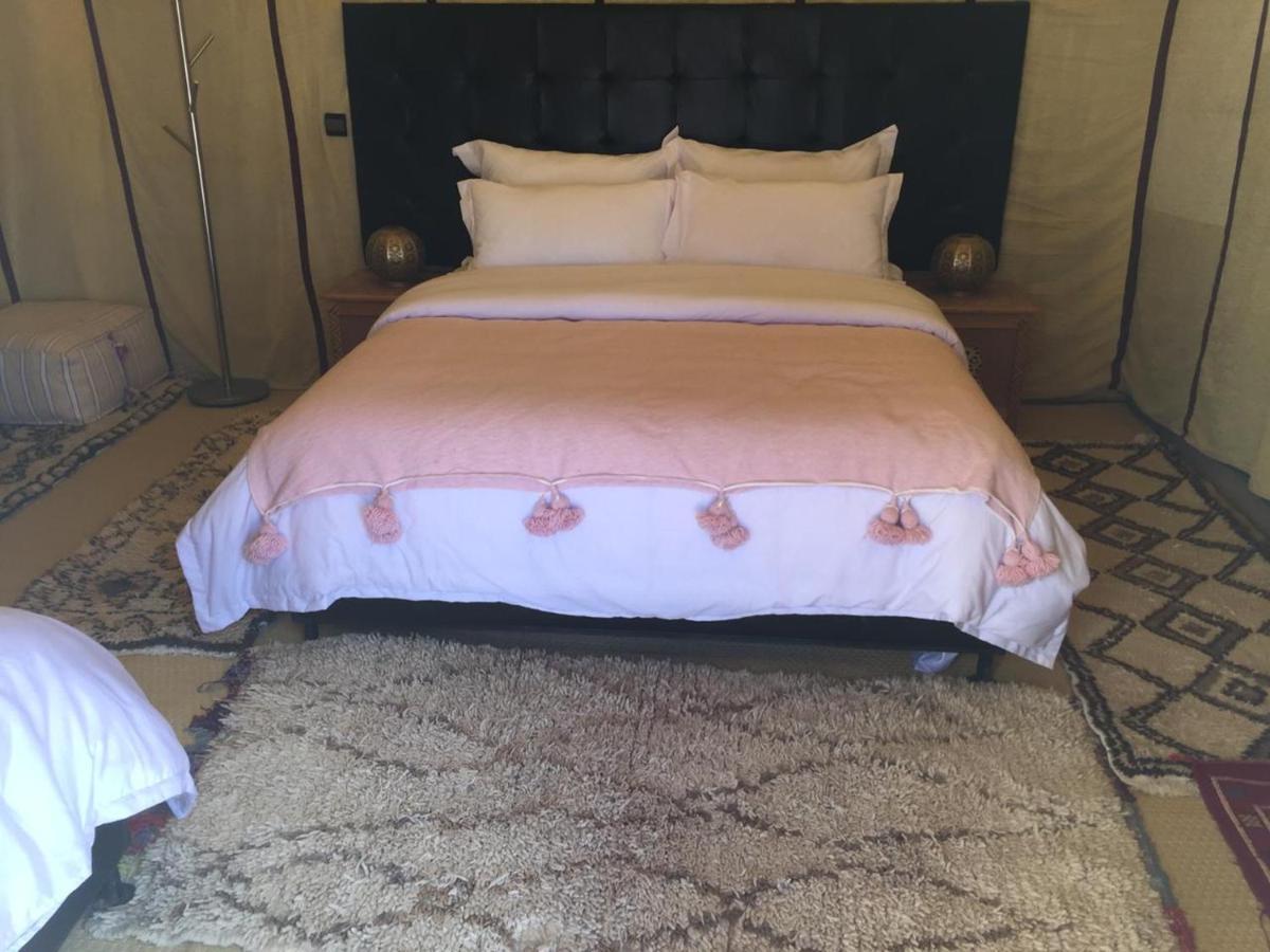 Sand Rose Luxury Camp เมอร์ซูกา ภายนอก รูปภาพ